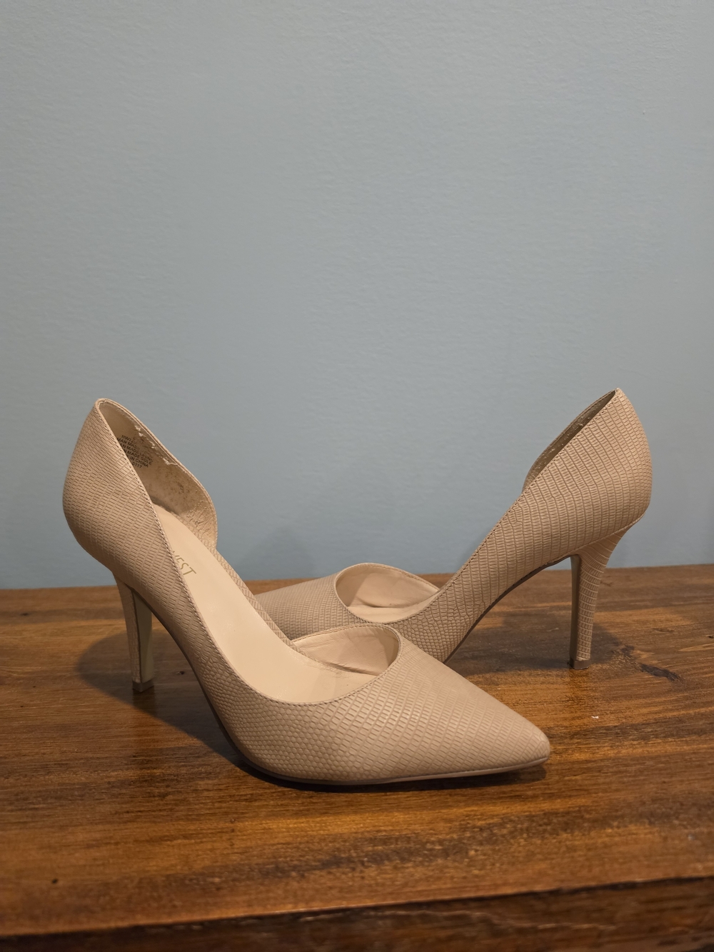Nine West Nude Textured Pointed-Toe D'Orsay Pumps